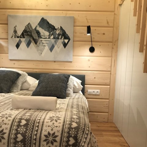 Kinkiet Futuro wysięgnik złoty/czarny ZESTAW Z PRZYSSAWKĄ I ŻARÓWKĄ LED