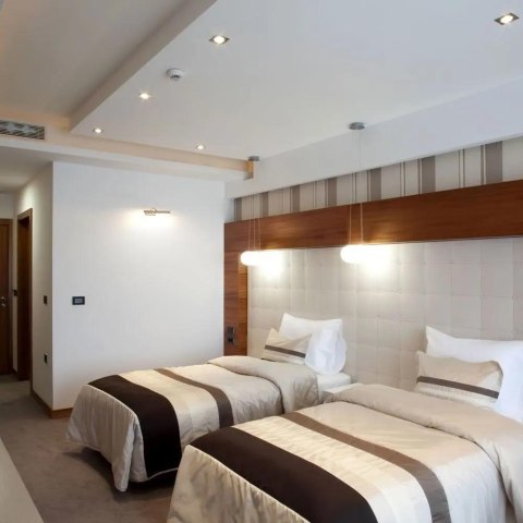 Oczko V-TAC GU10 Kwadrat Ruchome Chrom VT-7227SQ-SS