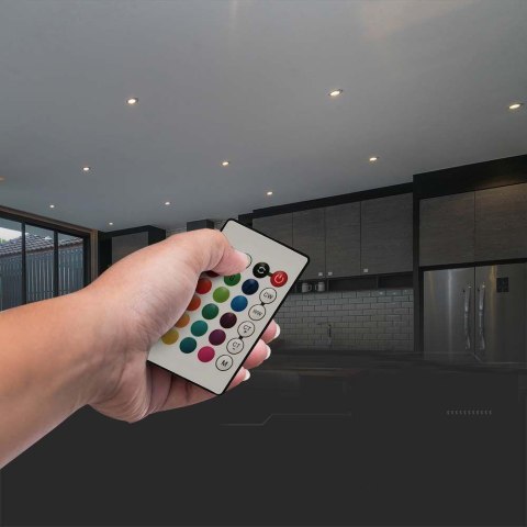 Żarówka LED V-TAC 5,5W GU10 Pilot VT-2244-N-1 RGB+3000K 420lm