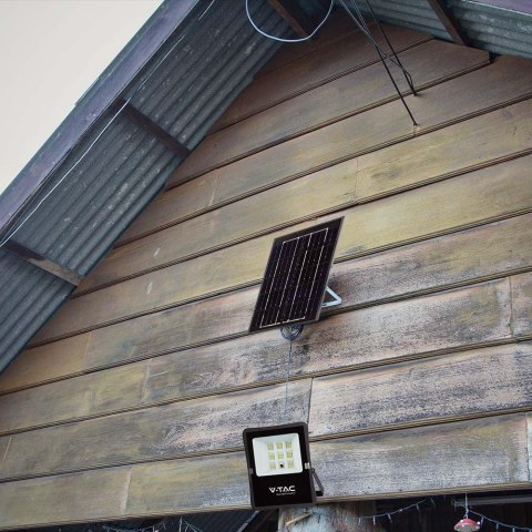 Projektor LED Solarny V-TAC 6W Pilot, AUTO, Timer IP65 VT-55050 4000K 400lm