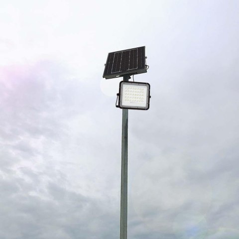 Projektor LED Solarny V-TAC 6W Pilot, AUTO, Timer, IP65 Czarny VT-40W 6400K 400lm