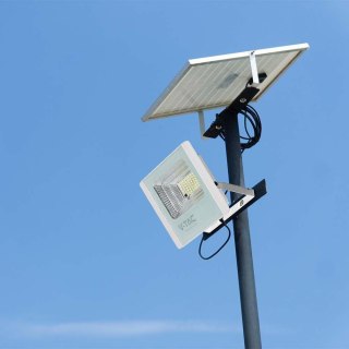 Projektor LED Solarny V-TAC 50W Biały IP65, Pilot, Timer VT-300W 6400K 4200lm