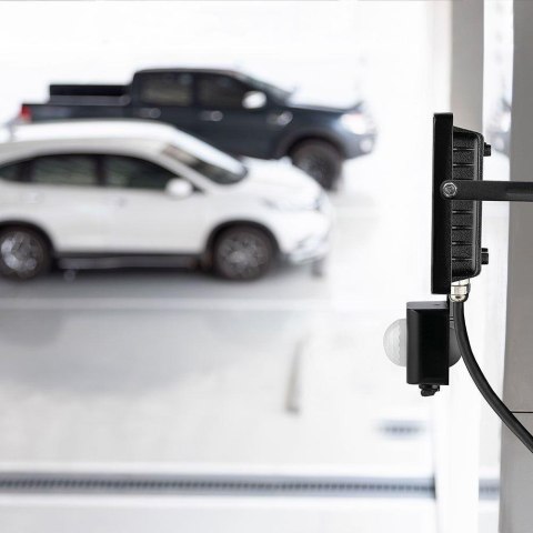 Naświetlacz Projektor LED V-TAC 10W SAMSUNG CHIP Czujnik Ruchu Funkcja Cut-OFF Czarny VT-10-S-B 4000K 800lm 5 Lat Gwarancji