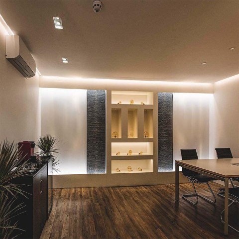 Taśma LED V-TAC SMD2835 1200LED 10W/m 24V Adresowalna Płynąca Mikroprocesorowa VT-2835 3000K