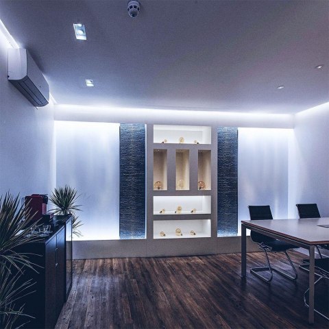 20 8W/M LED STRIP LIGHT 6500K ULTRA LONG IP20 24V (20M/ROLL)(PRICE/M)