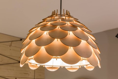 Lampa wiszaca Burgo mała drewniana 1xE27 Light Prestige